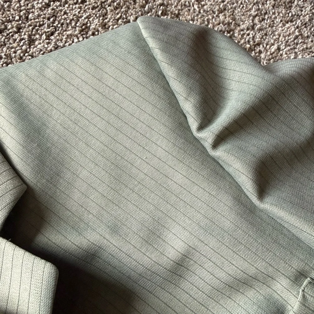 2 pc Mint/light Sage Phoenix made in USA vintage suit‎ and vest-size 46